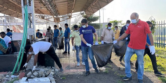 75 thousand volunteers of Reliance took part in the cleanliness campaign across the country.